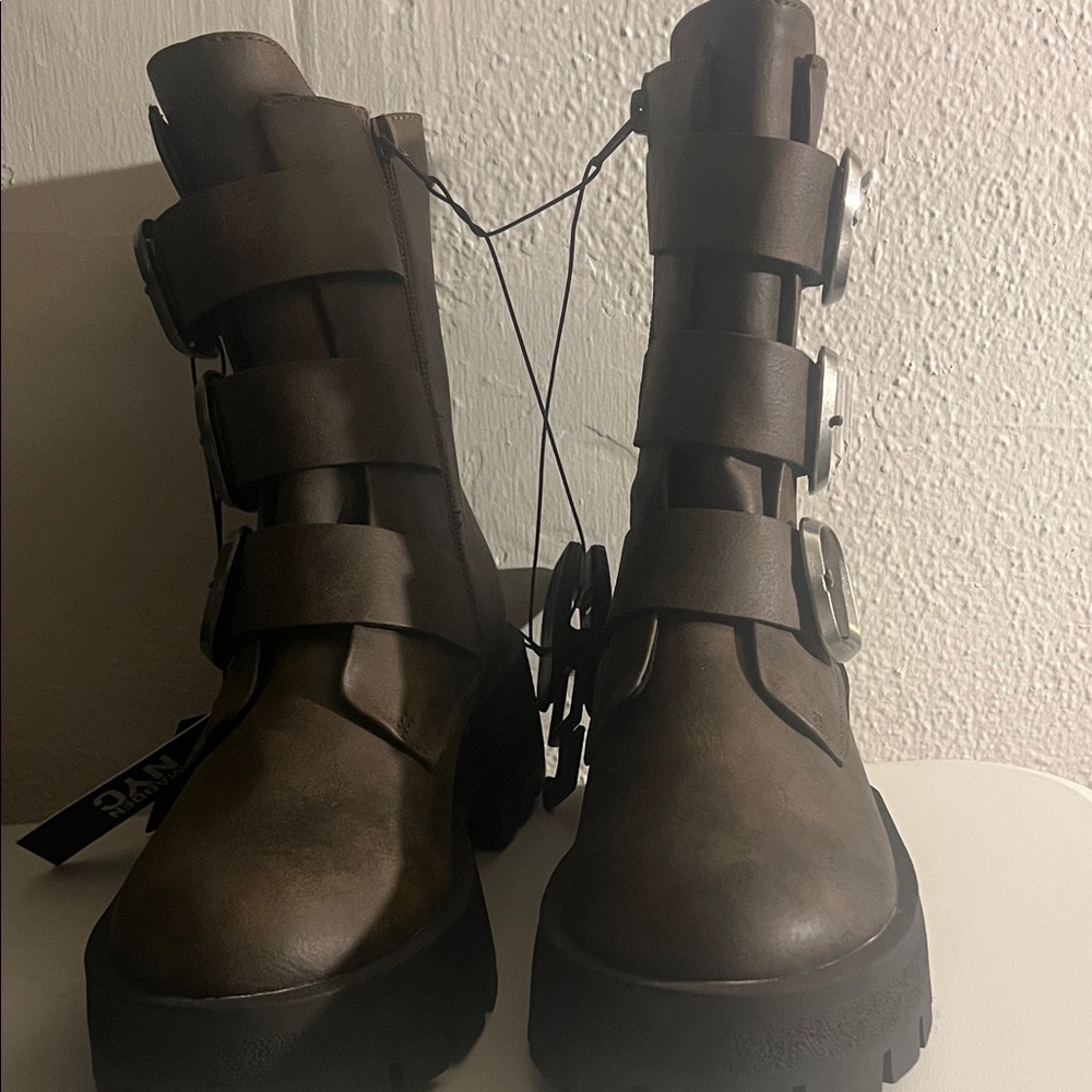 Women's Brown Leather Boots